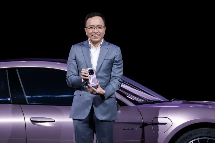 علامةHONOR تعلن عن إطلاق هاتفي PORSCHE DESIGN HONOR Magic6 RSR وHONOR Magic6 Ultimate الجديدين في الصين