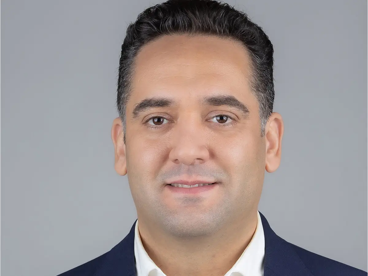 جينيتك تدعو المؤسسات السعودية إلى التركيز على التطبيقات العملية للذكاء الاصطناعي في الأمن المادي